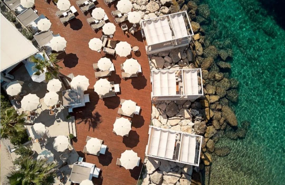 Apartment Paolo By The Beach Znjan Split Bagian luar foto