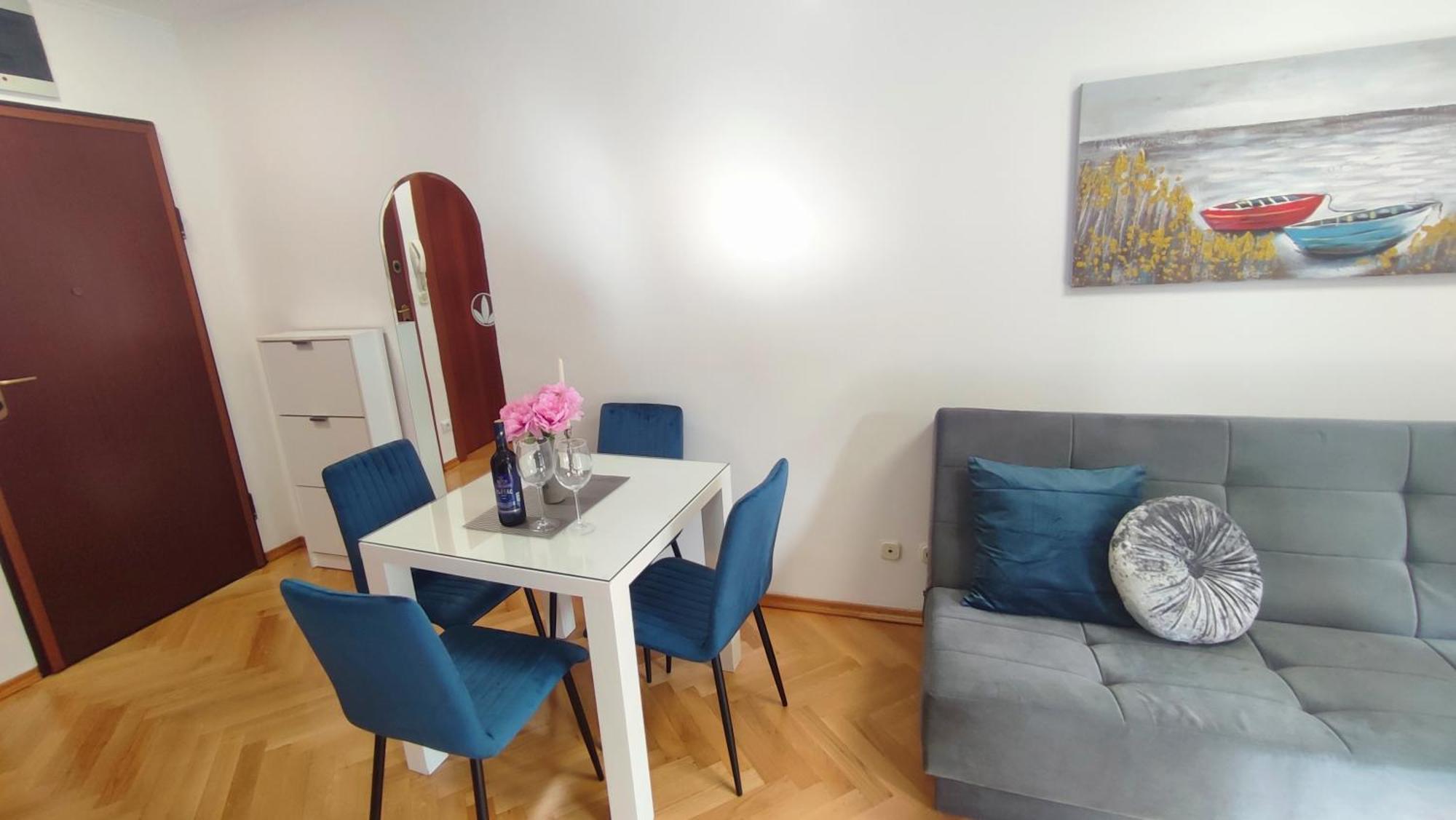 Apartment Paolo By The Beach Znjan Split Bagian luar foto